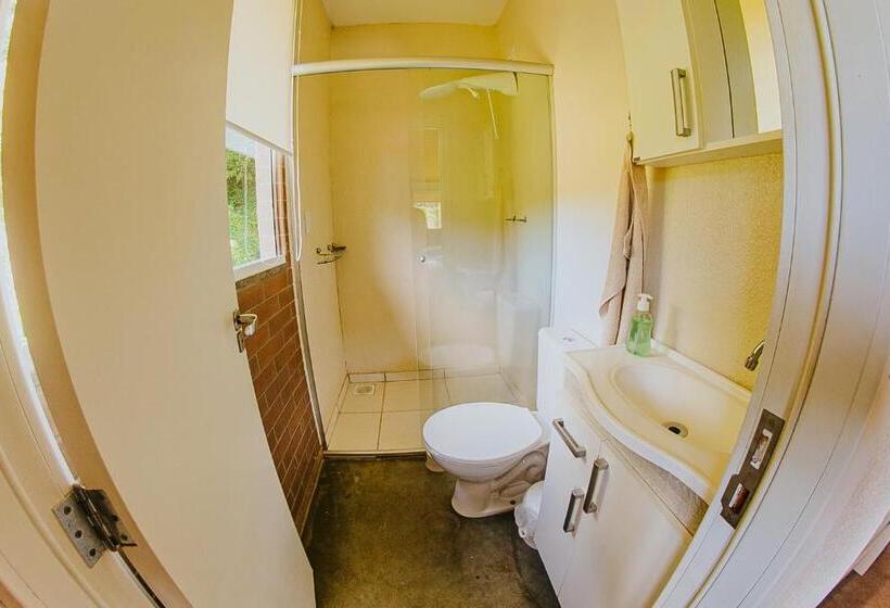 חדר משפחתי, Sítio Crescer