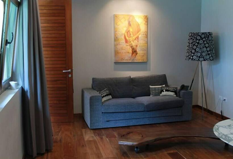 스위트, Casa Mixtli