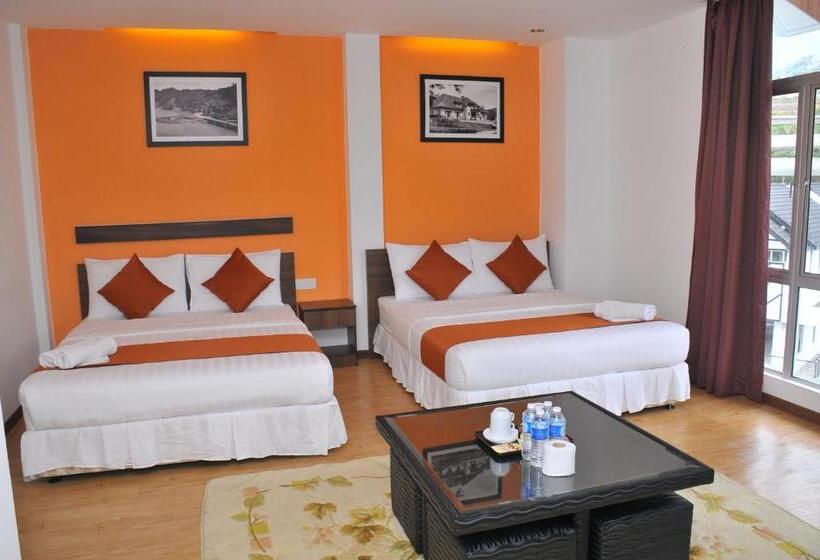 Quarto Familiar Deluxe, Double Stars Brinchang