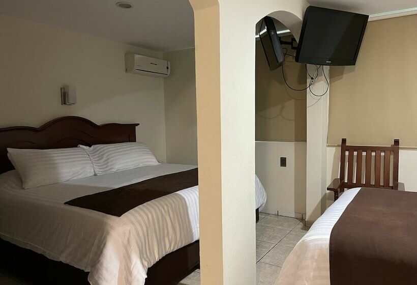 جناح سوبيريور, Latino