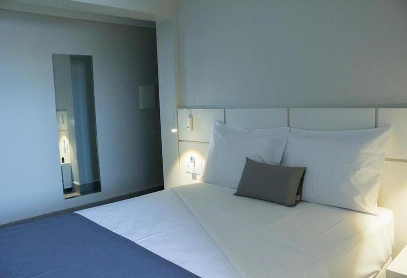 غرفة ديلوكس, Real Executive