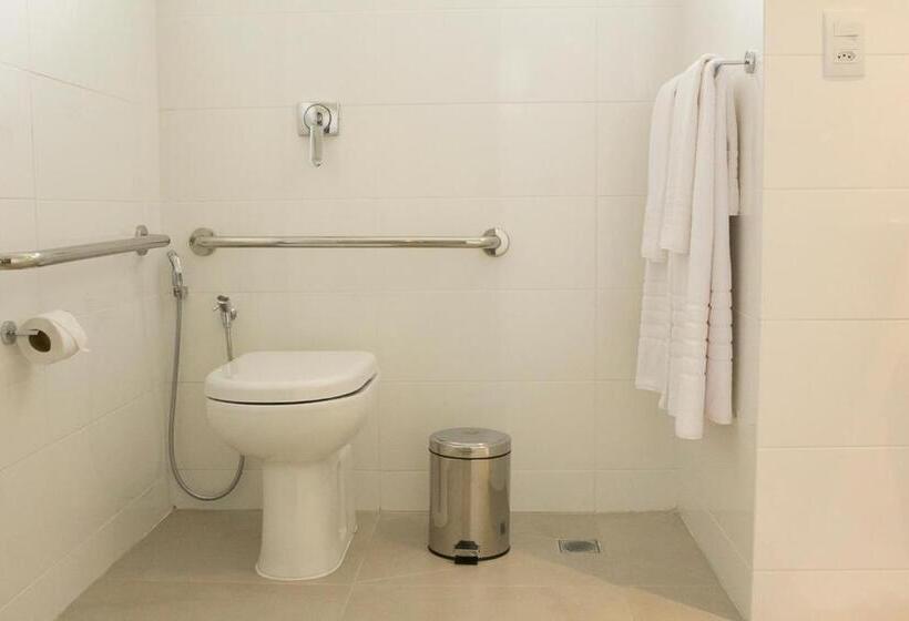 غرفة ديلوكس, Real Executive