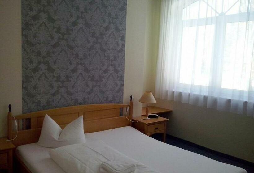 Номер Стандарт, & Restaurant Haus Am See