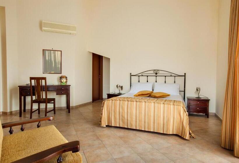 带阳台标准四人间, Terra Degli Elimi