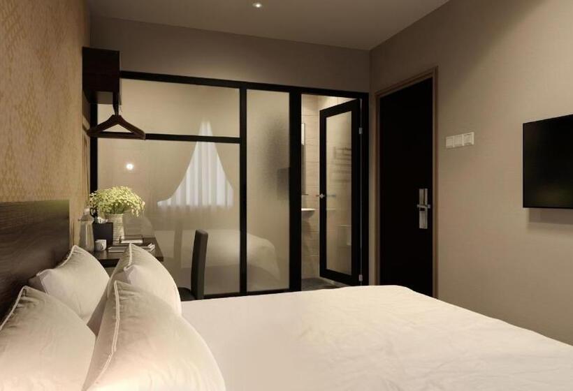 חדר סטנדרט עם מיטת קינג, The Square