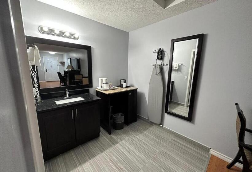 Номер Стандарт, Kenora Motel