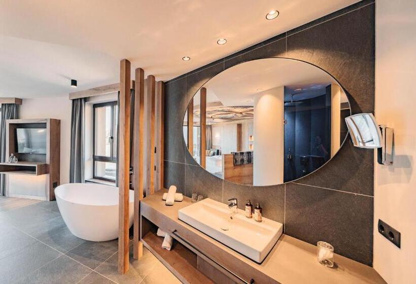 סוויטה, Leitgam Luxury Hotel For Two