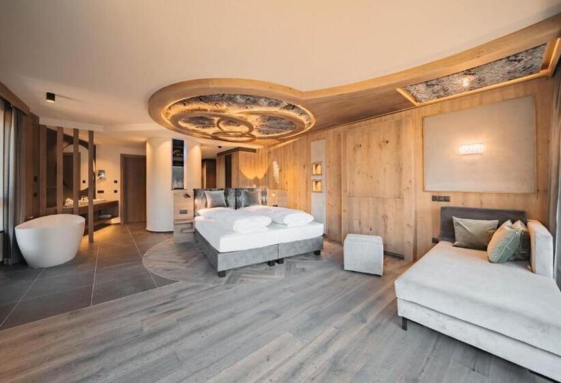 סוויטה, Leitgam Luxury Hotel For Two