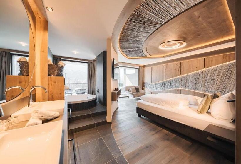 סוויטה, Leitgam Luxury Hotel For Two