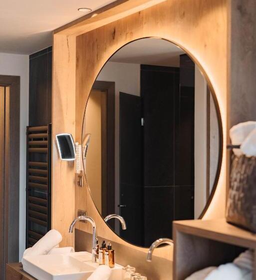 Люкс, Leitgam Luxury Hotel For Two