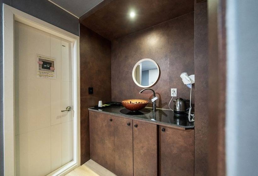 اتاق استاندارد, Malu Hotel Suwon