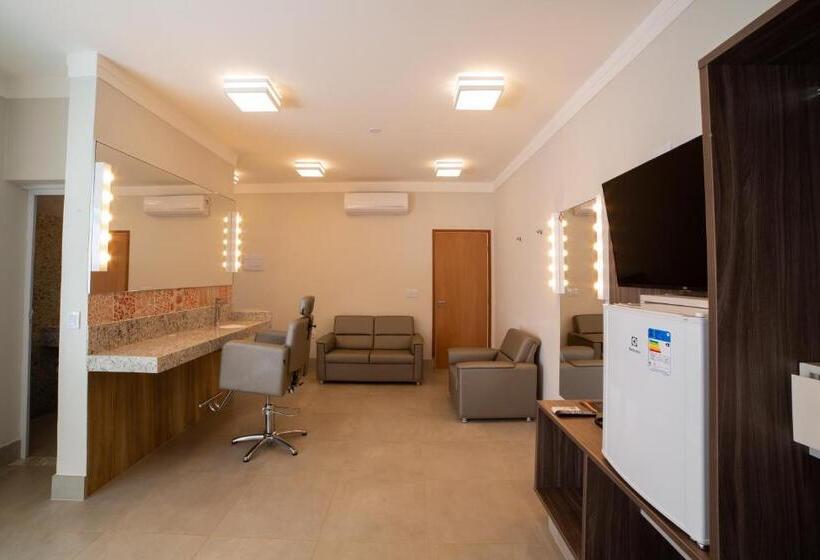 Suite z Hydromasażem, Portal Hotel Mogi Mirim