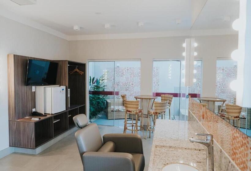 Suite z Hydromasażem, Portal Hotel Mogi Mirim