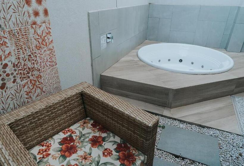 Suite z Hydromasażem, Portal Hotel Mogi Mirim