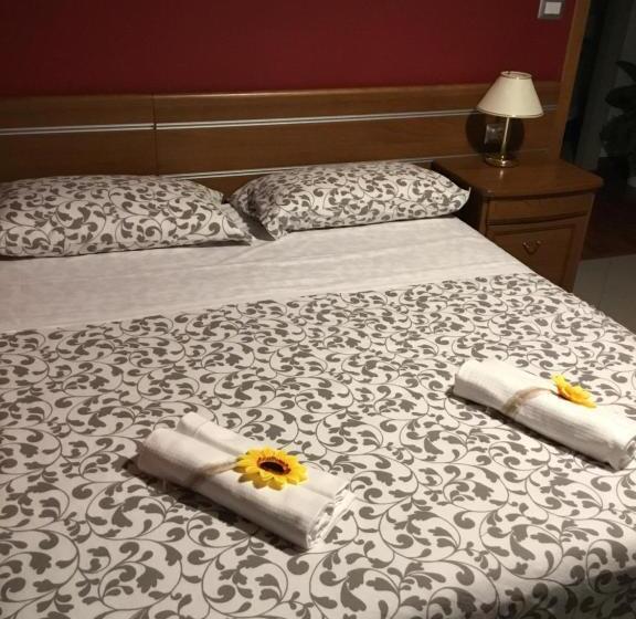 آپارتمان 2 خوابه, B&b White House