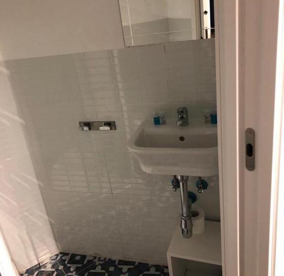 غرفة أساسية, Hostal Ciempozuelos, Cerca Del Parque Warner Y Madrid