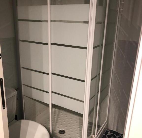 Номер Basic, Hostal Ciempozuelos, Cerca Del Parque Warner Y Madrid