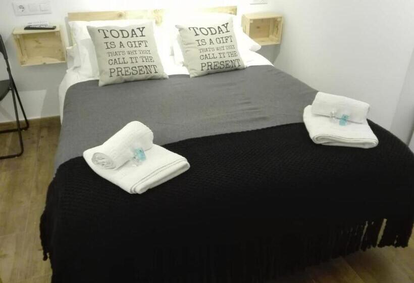 غرفة أساسية, Hostal Ciempozuelos, Cerca Del Parque Warner Y Madrid