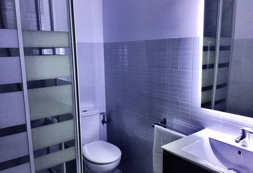 Номер Deluxe, Hostal Ciempozuelos, Cerca Del Parque Warner Y Madrid