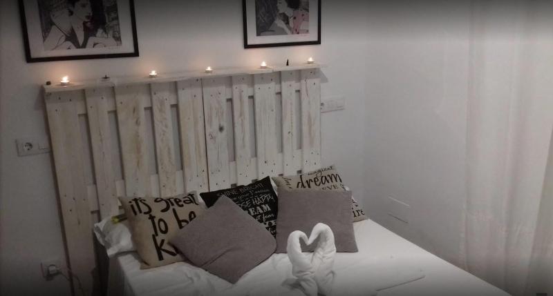 Номер Стандарт, Hostal Ciempozuelos, Cerca Del Parque Warner Y Madrid