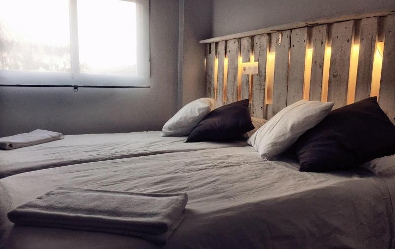 Номер Стандарт, Hostal Ciempozuelos, Cerca Del Parque Warner Y Madrid