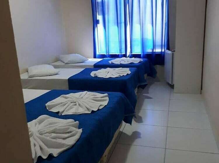 חדר סטנדרט לשלושה, Divino Pai Eterno