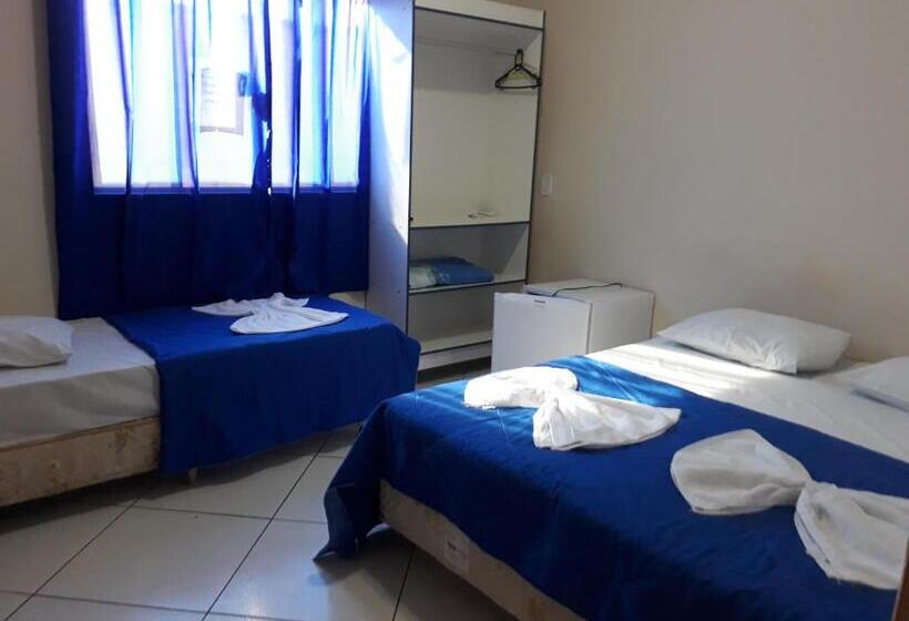 חדר סטנדרט לשלושה, Divino Pai Eterno