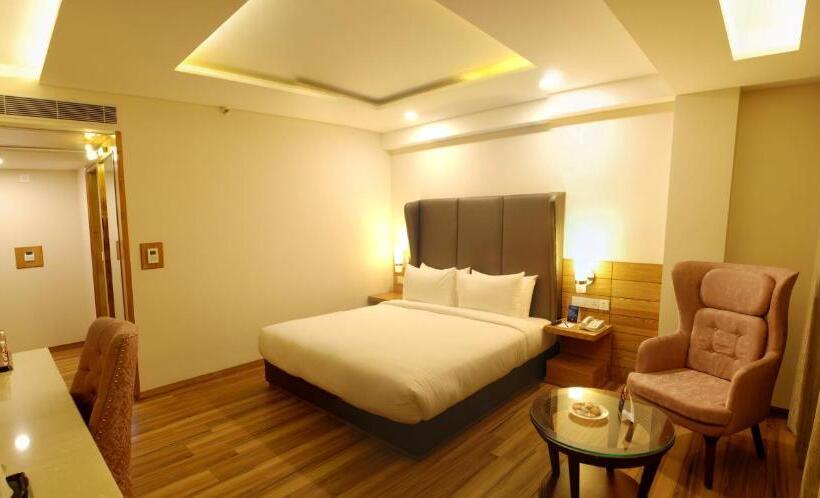 带大床的豪华间, Glades