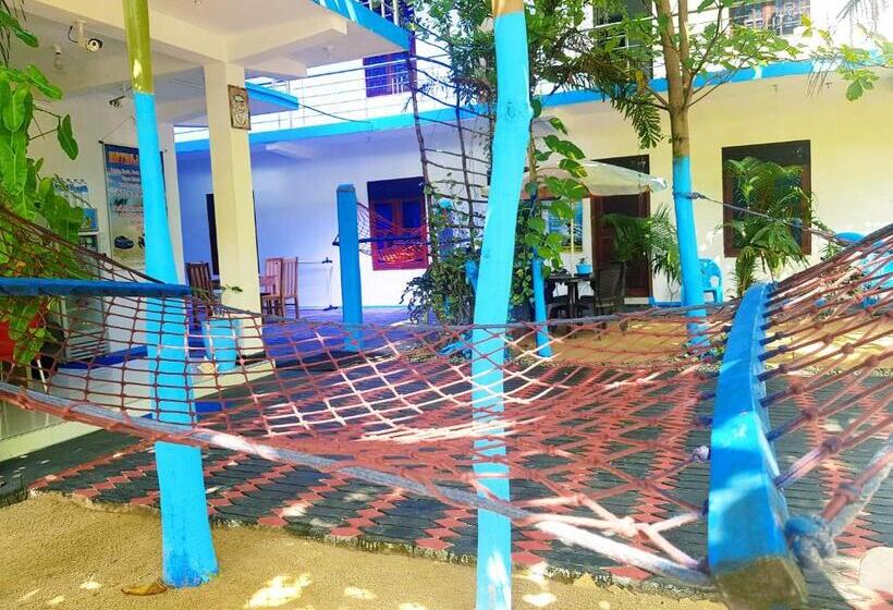 Habitació Triple Estàndard, Natraj Guest House