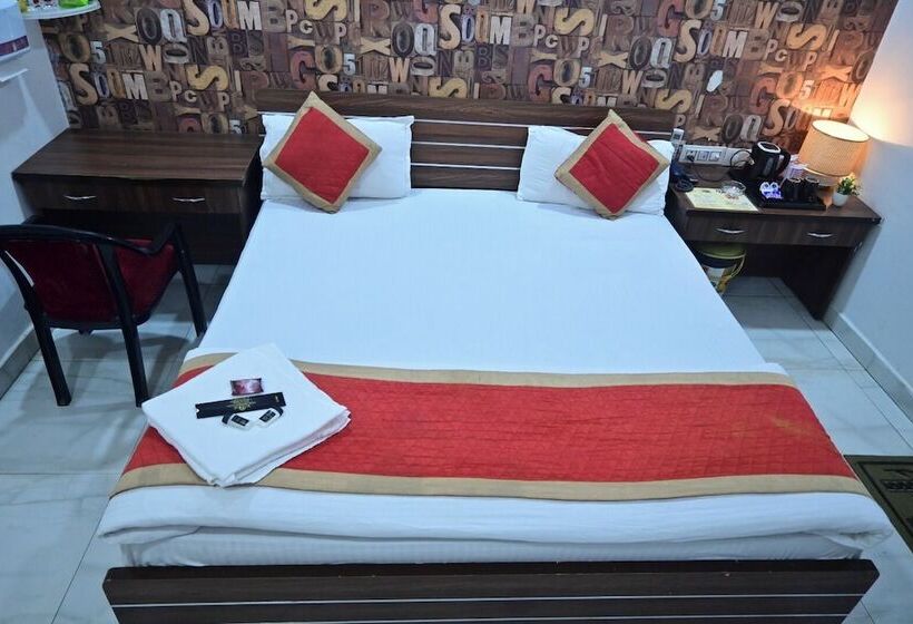 غرفة ديلوكس, Shalimar Palace