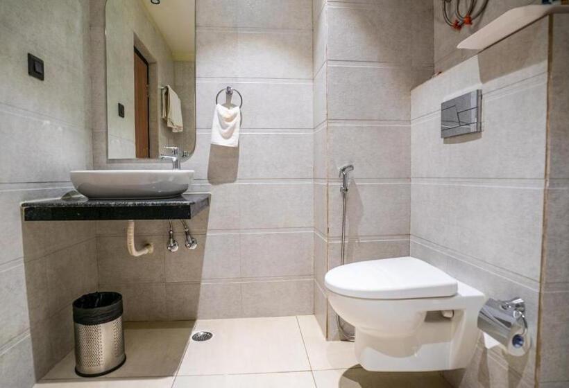 디럭스 스위트 킹 침대, Sonar Bangla Tarapith