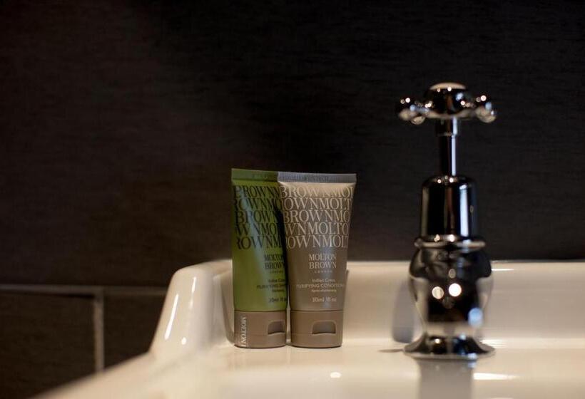 スタンダードルーム, The Lion Hotel   Pub & Restaurant