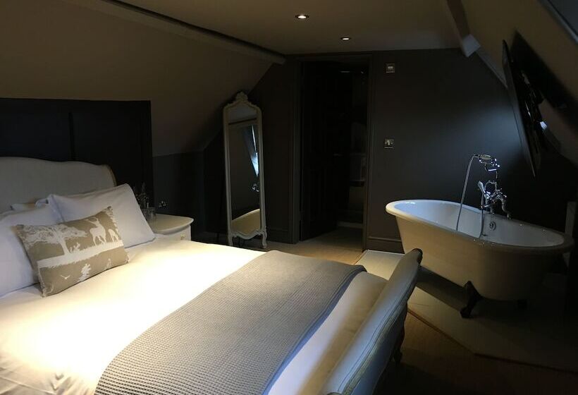 غرفة ديلوكس, The Lion Hotel   Pub & Restaurant