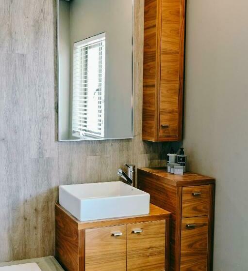 キングサイズベッドのスーペリアルーム, Tredenham Boutique