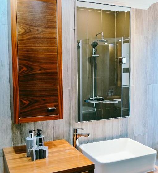 キングサイズベッドのスーペリアルーム, Tredenham Boutique