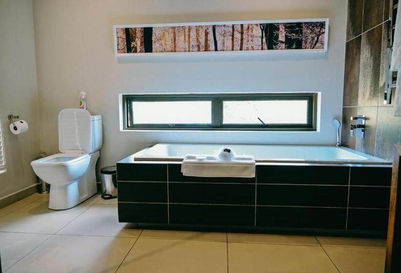 バルコニー付スイート, Tredenham Boutique