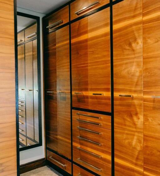 バルコニー付スイート, Tredenham Boutique