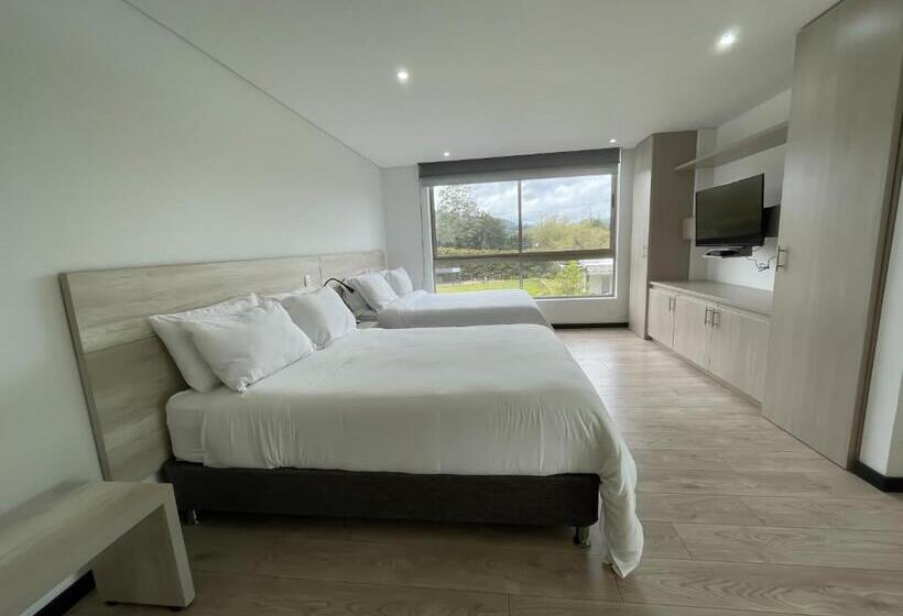 غرفة ديلوكس رباعية, Mg Hotels & Suites