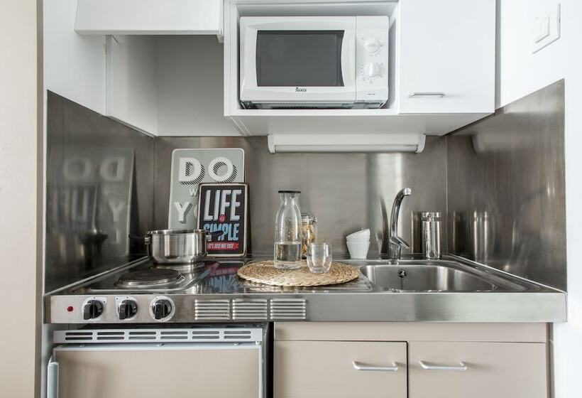 Номер Basic, Residencia Universitaria Roberto De Nobili