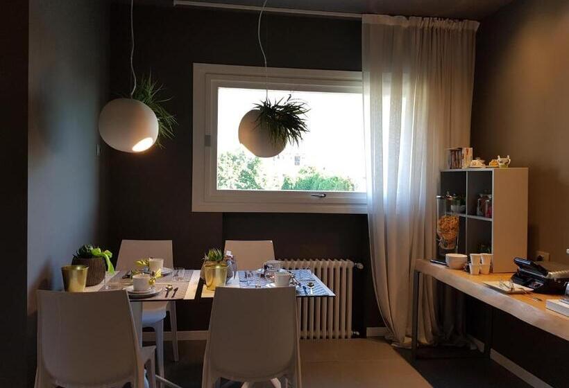 غرفة ديلوكس, Art B&b Design