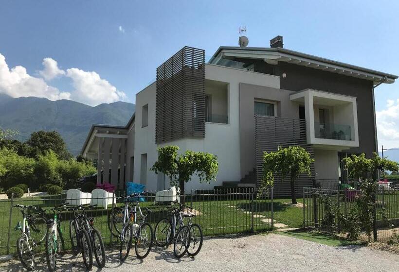 غرفة ديلوكس, Art B&b Design