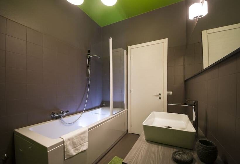 디럭스 룸, Art B&b Design