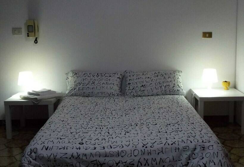 패밀리 룸, B&b Maia House