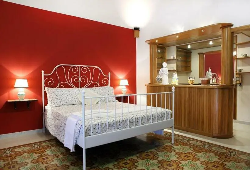 اتاق خانوادگی, B&b Maia House
