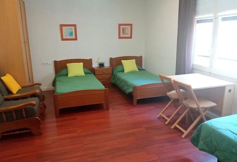 Standard-huone Kaupunkinäkymä, Habitacions Sant Pere Claver