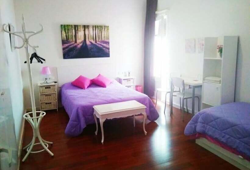 Трехместный Номер Классика, Habitacions Sant Pere Claver