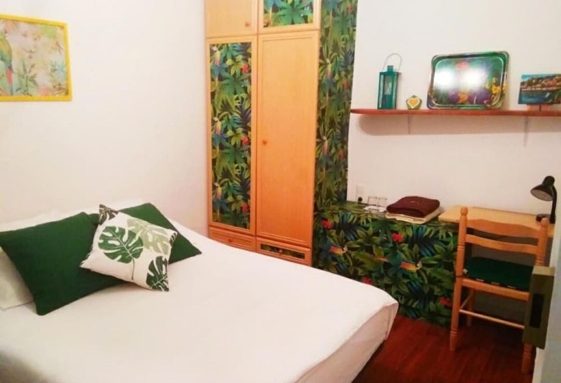 Трехместный Номер Классика, Habitacions Sant Pere Claver