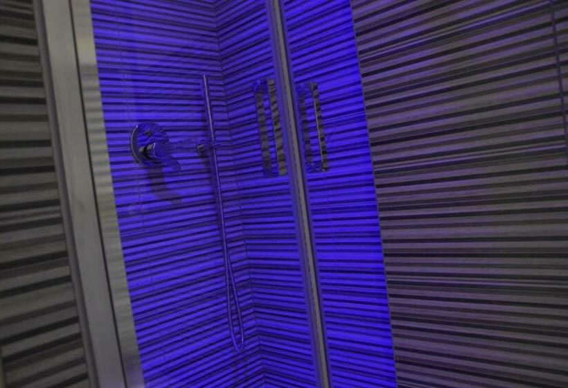 Habitació Economy, Iris Inn