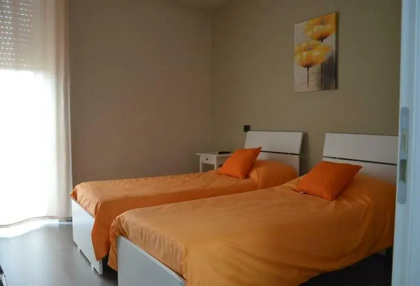 اتاق اکونومی, Iris Inn