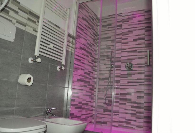 Habitació Deluxe, Iris Inn